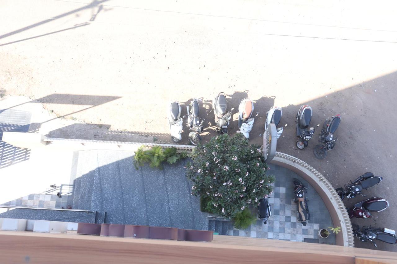 Hotel Grand Ecotel, Aurangabad Bagian luar foto