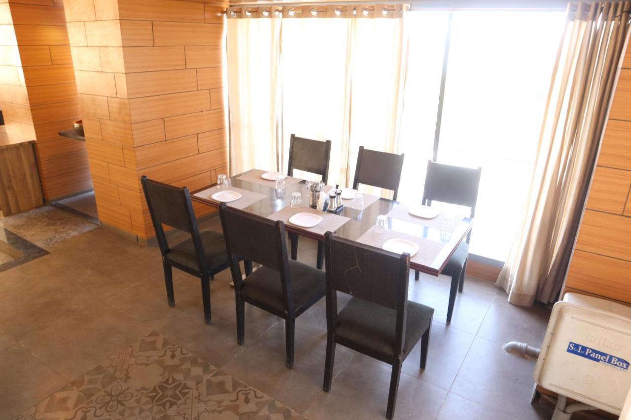 Hotel Grand Ecotel, Aurangabad Bagian luar foto