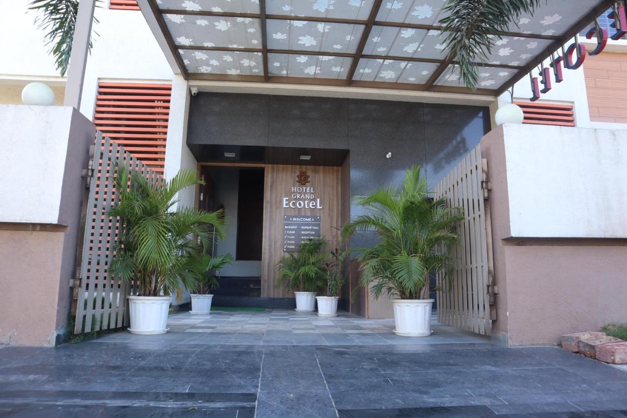 Hotel Grand Ecotel, Aurangabad Bagian luar foto