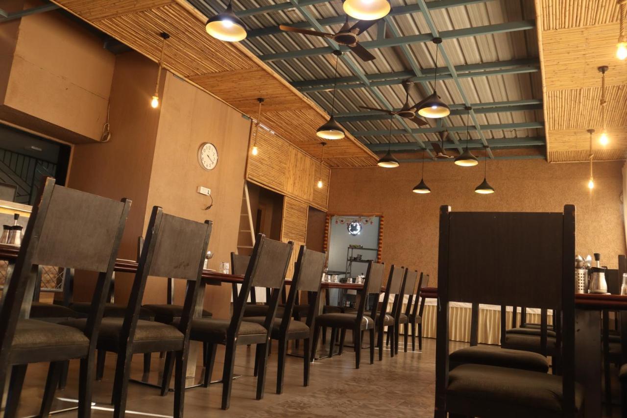 Hotel Grand Ecotel, Aurangabad Bagian luar foto