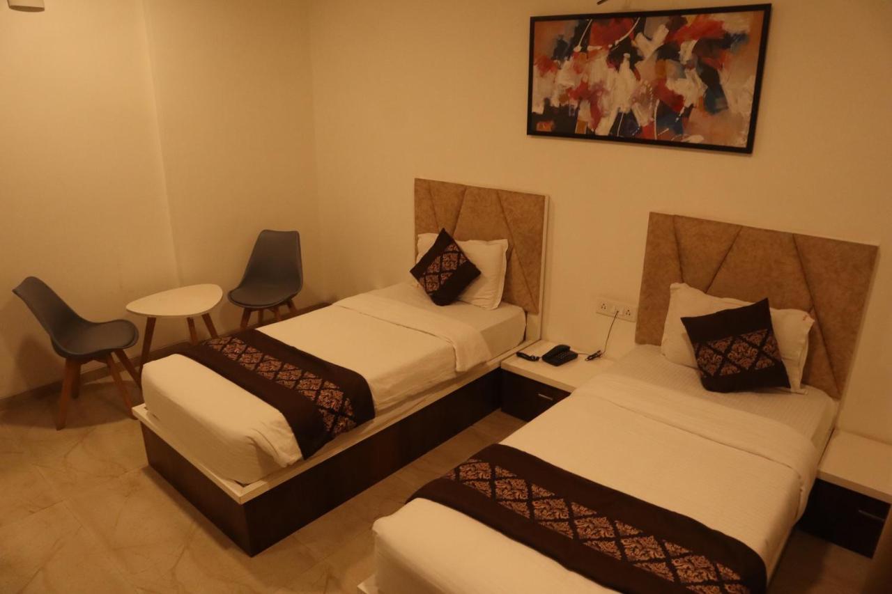 Hotel Grand Ecotel, Aurangabad Bagian luar foto