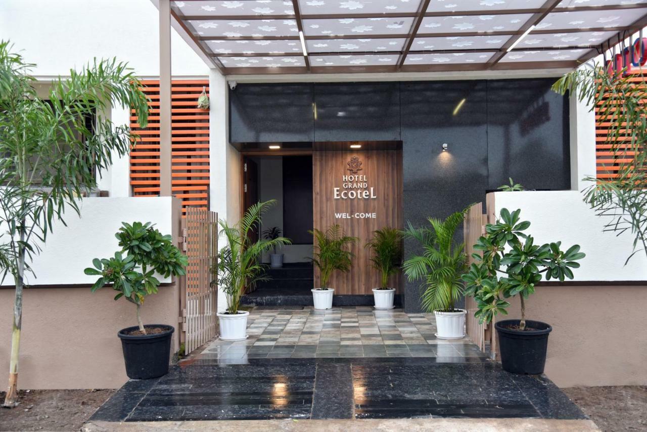 Hotel Grand Ecotel, Aurangabad Bagian luar foto