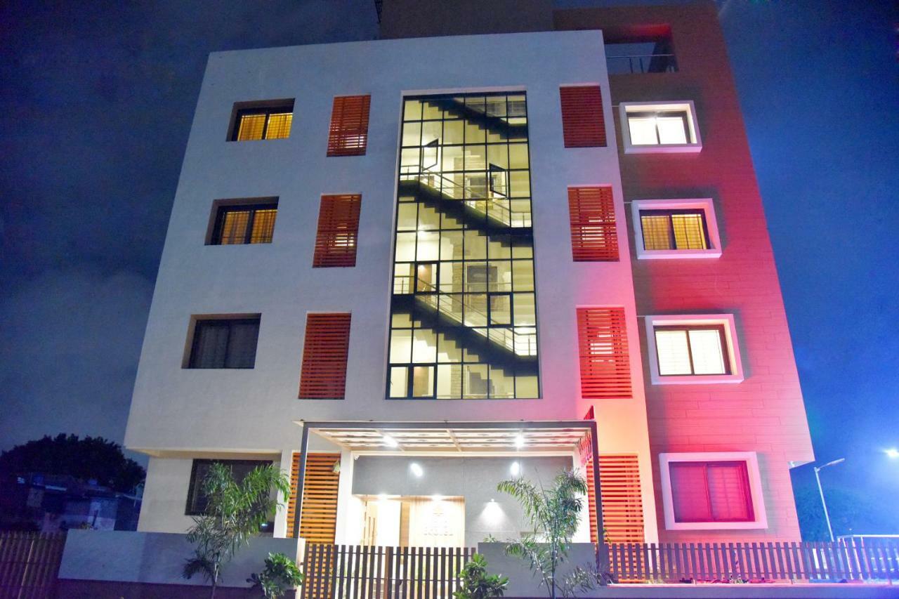 Hotel Grand Ecotel, Aurangabad Bagian luar foto
